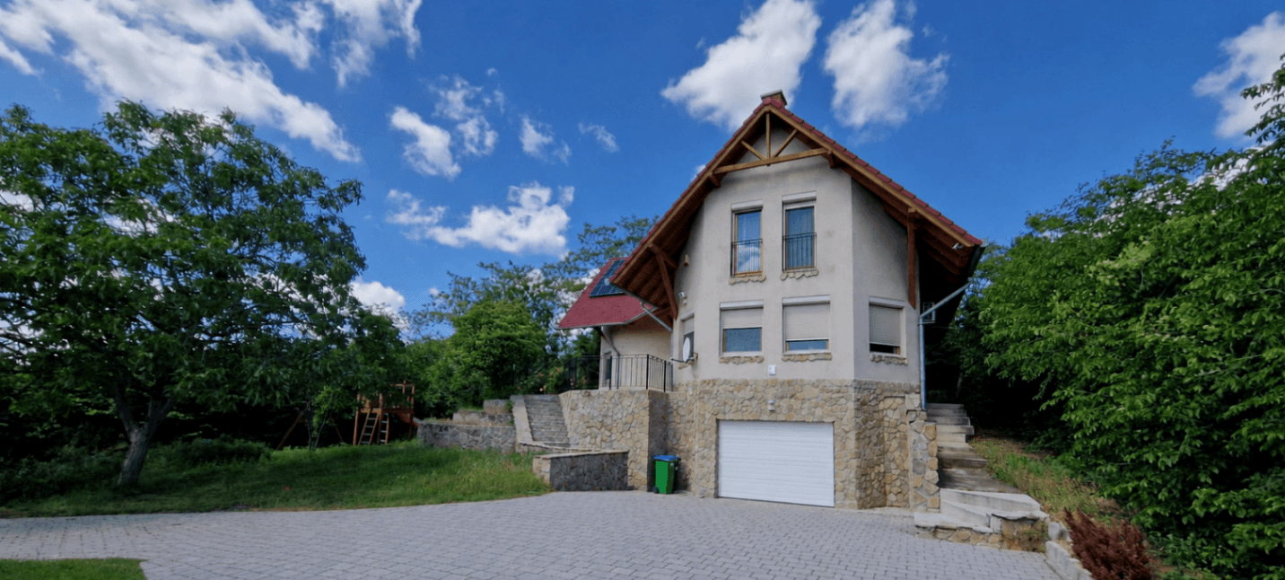 House in Pákozd, Hungary – BixBuz listing (97)